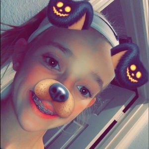 Meet your Posher, Maci